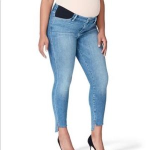 Good American, good mama maternity jeans.